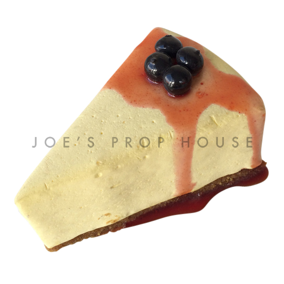 Cheesecake Slice w/Blueberry Coulis