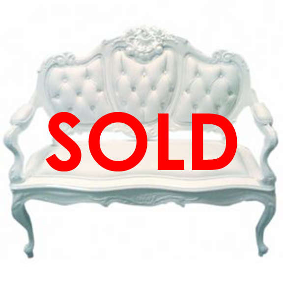 BUY ME/ USED ITEM Victorian Faux Leather Tufted Loveseat, white