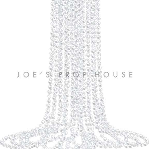 White Faux Pearl Necklace Short L24in